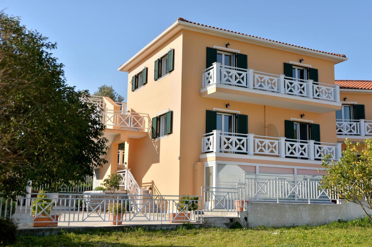 Villa Reverenza Lixouri Ngoại thất bức ảnh