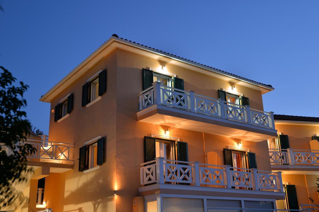 Villa Reverenza Lixouri Ngoại thất bức ảnh
