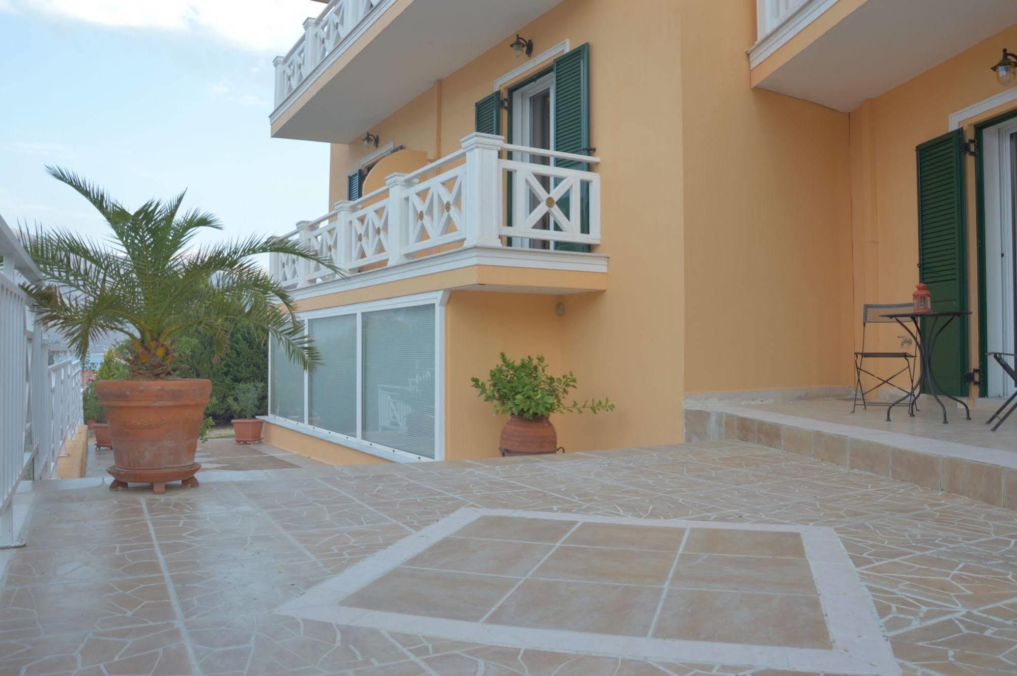 Villa Reverenza Lixouri Ngoại thất bức ảnh