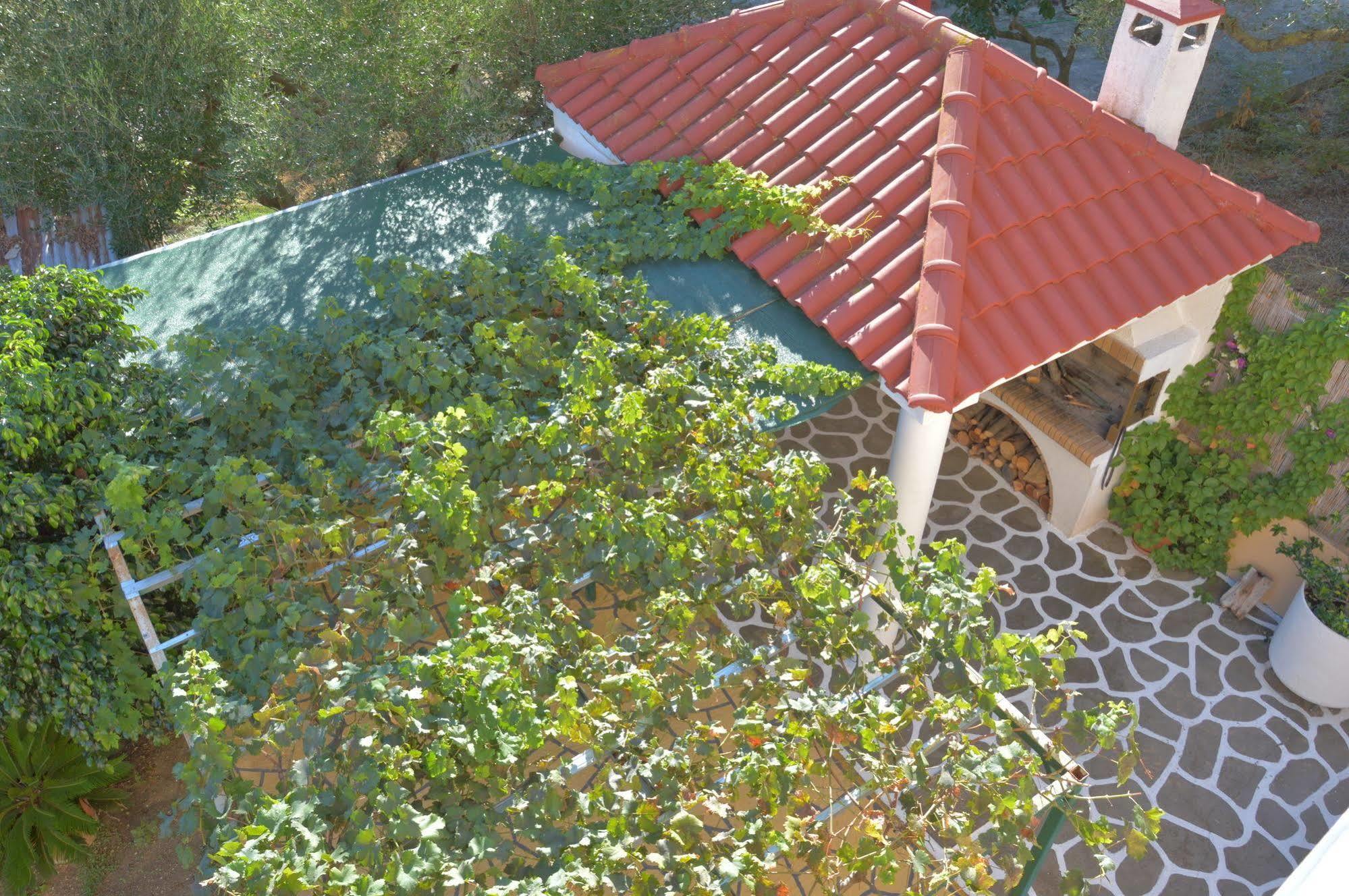 Villa Reverenza Lixouri Ngoại thất bức ảnh